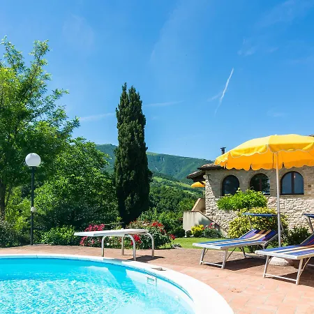 Belvilla By Oyo Lupo * קאלי