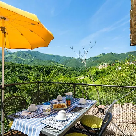 Belvilla By Oyo Lupo בית נופש קאלי